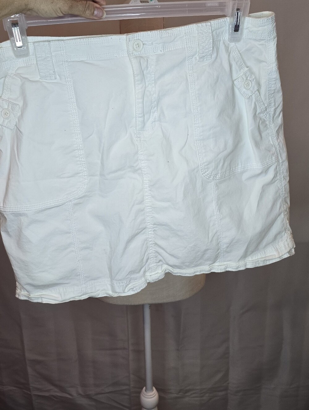 Women's White Cotton Mini Skirt with Front And Back Pockets Size 14